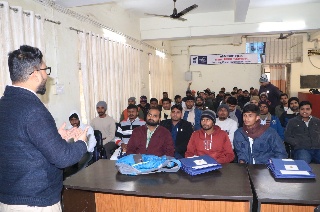 पशुपालकों की सेवा में क्रांति: बिहार पशु विज्ञान विश्वविद्यालय में कृत्रिम गर्भाधान कर्मियों को मिला आधुनिक डिजिटल प्रशिक्षण