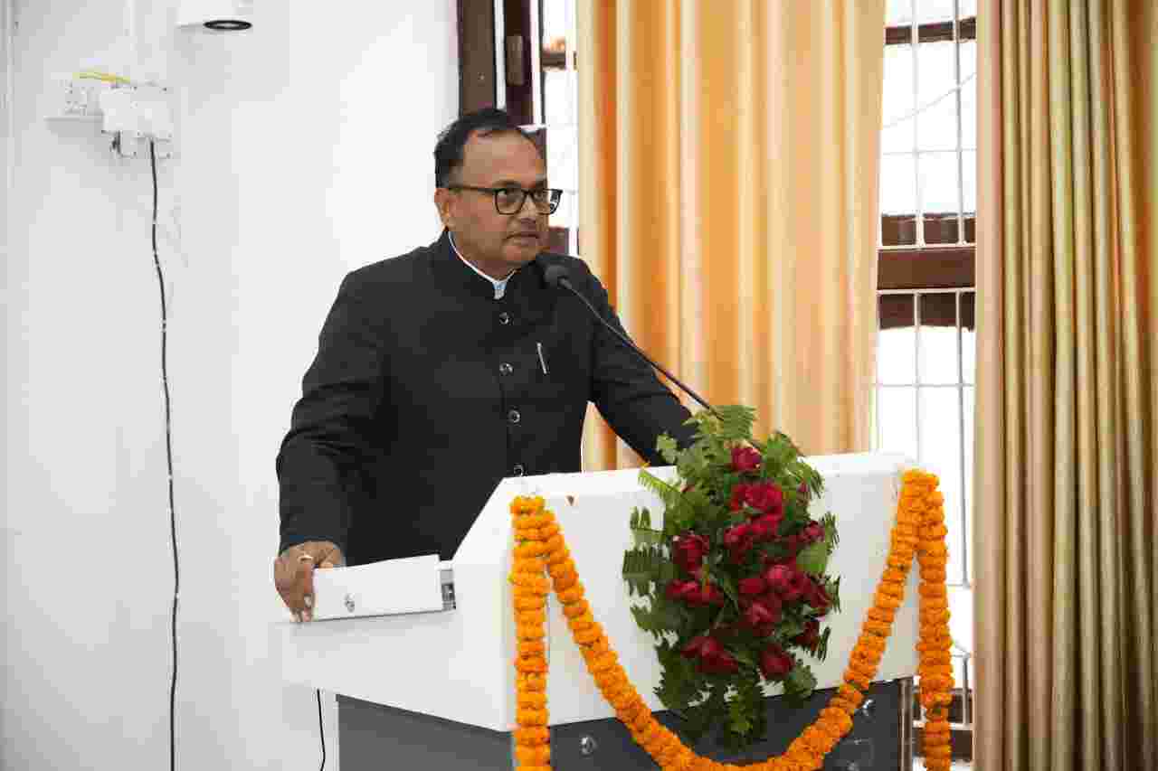 चौथे कृषि रोड मैप के तहत गन्ना अनुसंधान संस्थान का बड़ा कदम, कुलपति ने किसानों को दी मार्केटिंग की अहम सलाह